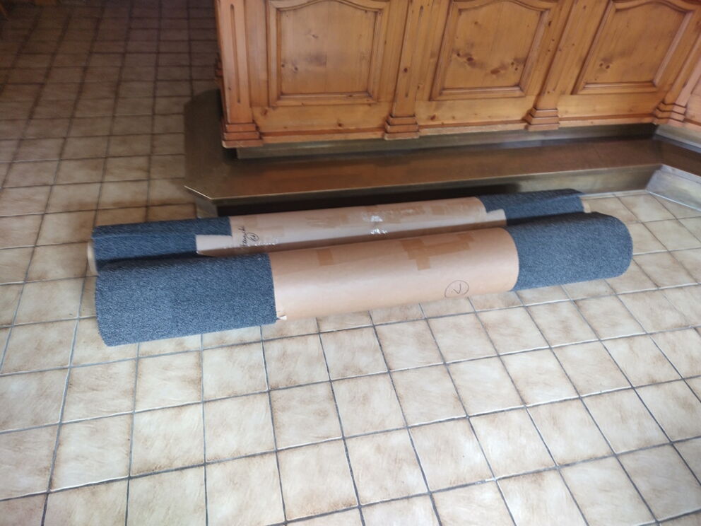 Verlegung Sauberlaufteppich Helena Dorfstube Holzgau
