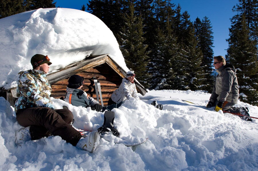 Pause vom Skifahren und Snowboarden an der Jöchelspitze bei bestem Schnee.