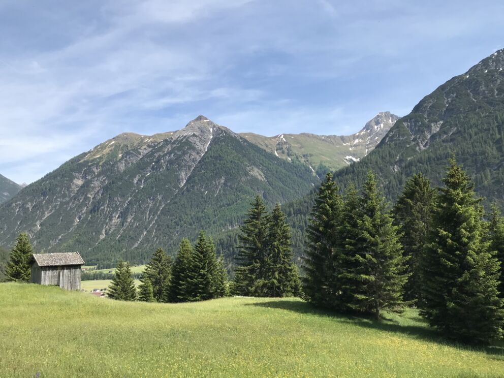 Wandern im Frühsommer in den Lechtaler und Allgäuer Alpen.