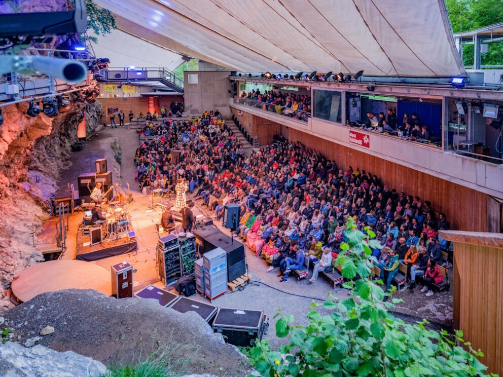 Musiksommerfestival auf der Freilichtbühne "Geierwally" in Elbigenalp