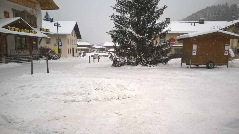 Große Projekte fangen auch klein an. Hier soll er hin kommen der Schneemann in Holzgau.