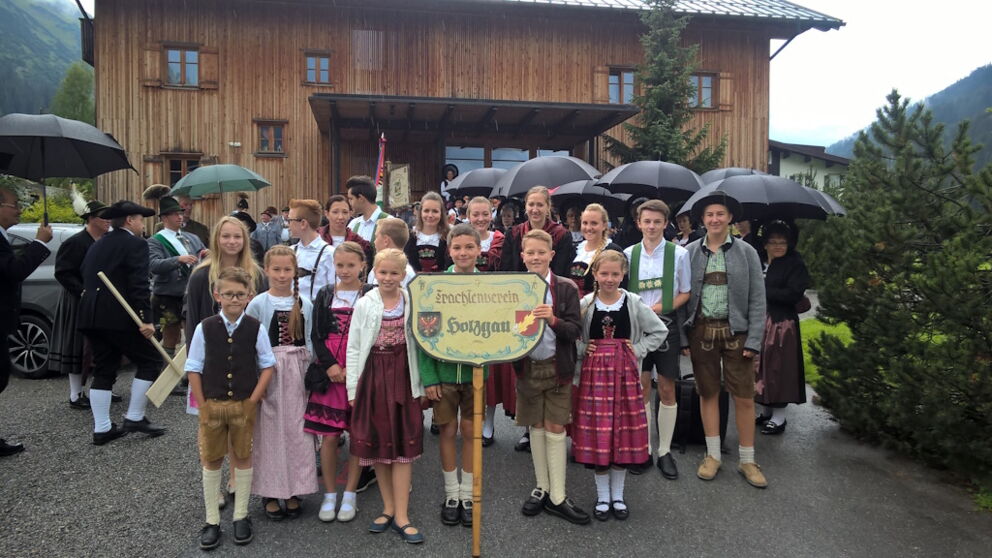 Trachtenvereinsteilnahme am Trachtenumzug in Lech am Arlberg.