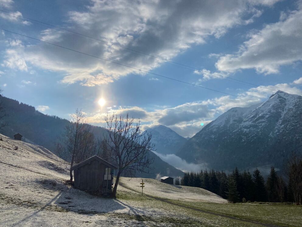 Morgenrunde zum Aufwärmen in den Tag. Fit und aktiv im Urlaub.