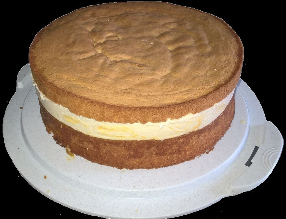 Kaffee und leckeren Käsesahnekuchen in der Dorfstube genießen.