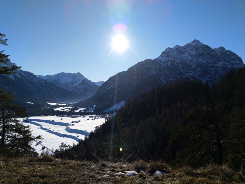 Wandern zum Baichlstein mit herrlichem Panorama auf Vorderhornbach.