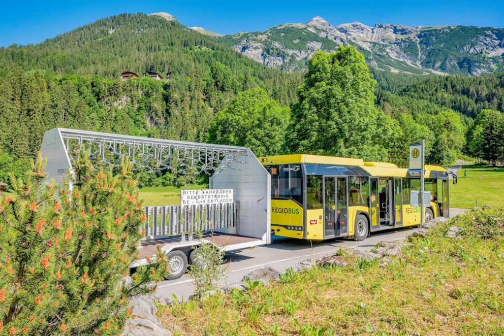 Radfahrbusse im Naturpark-Lechtal nutzen für die Anreise und Touren im Naturpark.