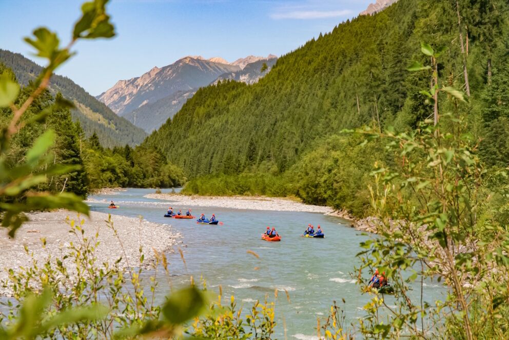 Aktiver Wassersport im Lechtal mit dem Team Fun-Rafting.