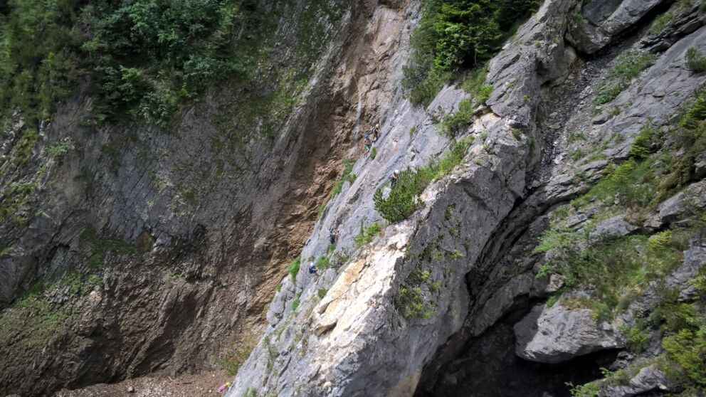 Ausblick vom Gamsblick am Klettersteig in Holzgau zur Steinbockrunde.