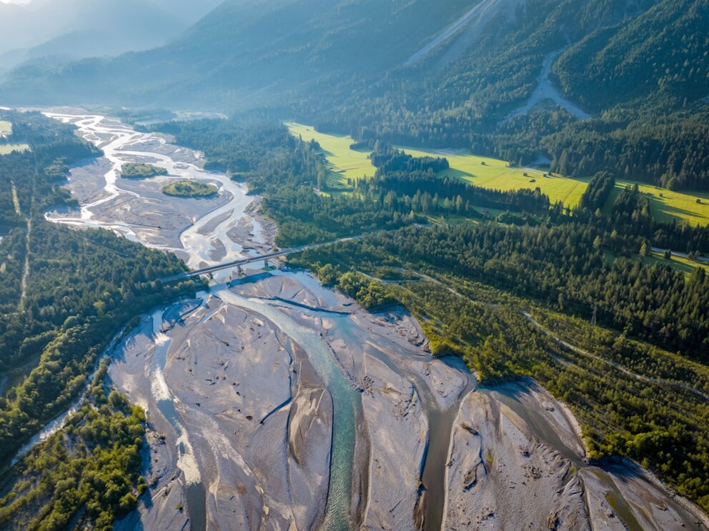 Wandererlebnisse entlang dem Wildfluss-Lech im Naturpark-Lechtal.