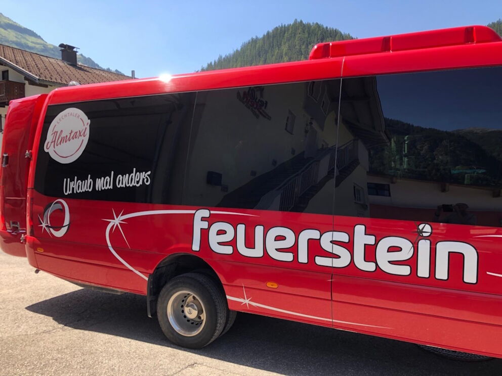 Urlaub und Naturgenuss einmal anders mit dem Almtaxi im Naturpark-Lechtal.