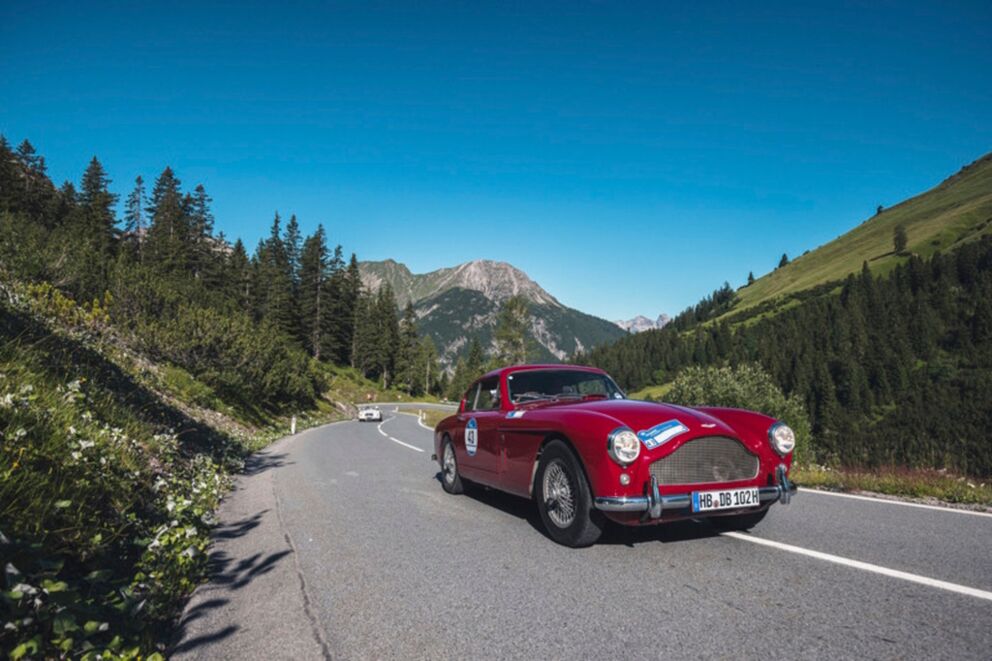 Fahrt über das Hahntennjoch mit dem Oldtimer.