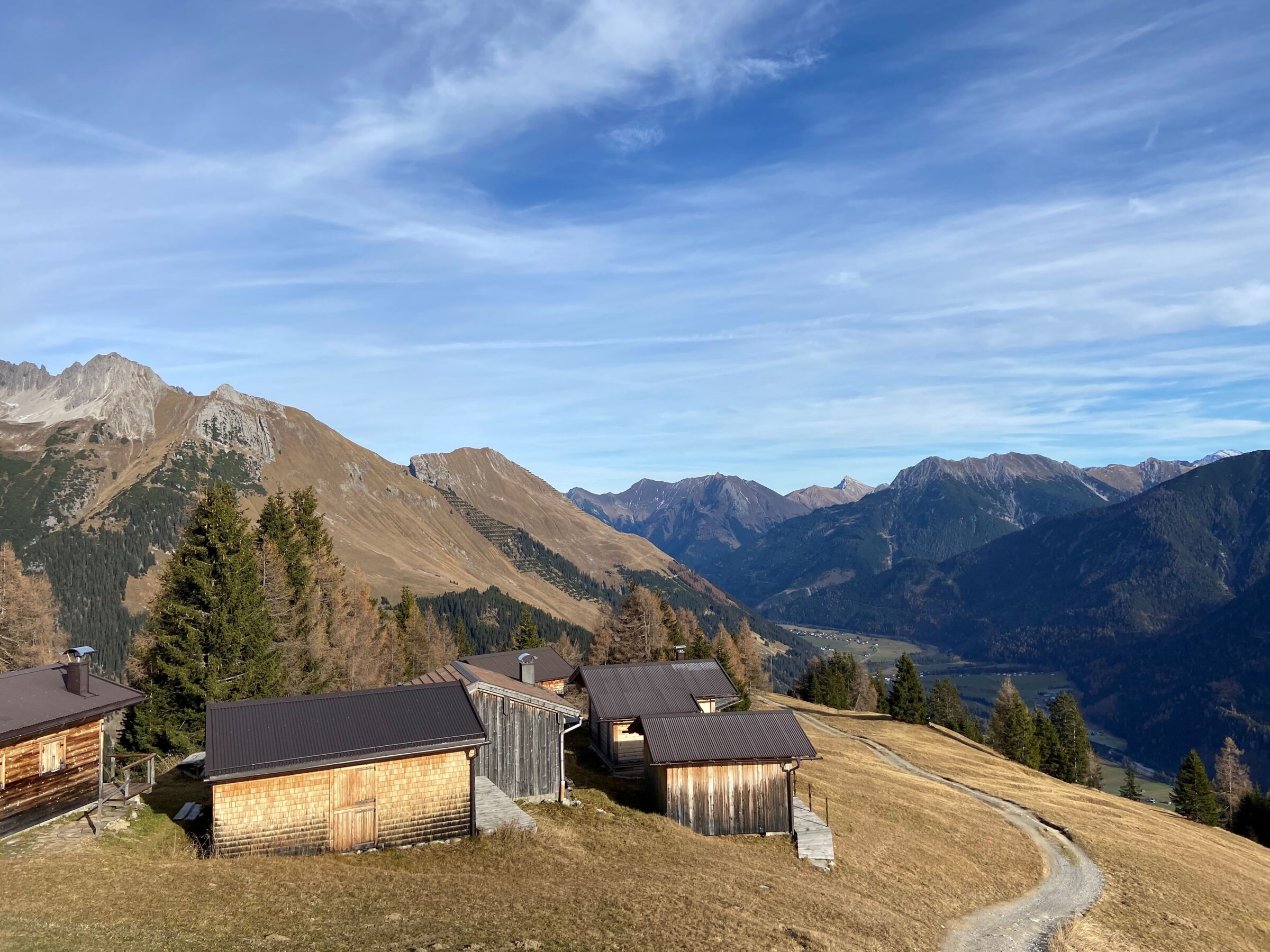 Wandern in den Allgäuer Alpen vom Lechtal rauf zum Bernhardseck.